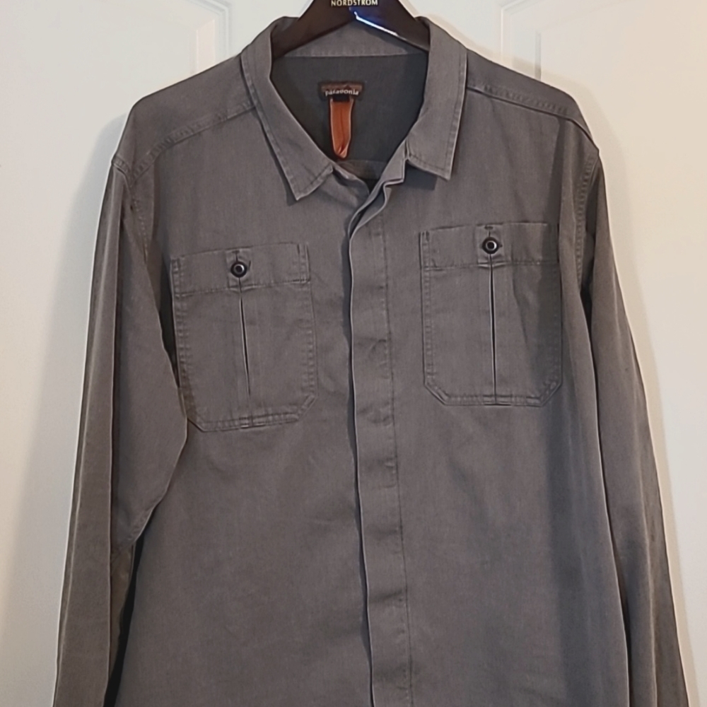 Patagonia Men's Ferrier's Shirt button-up work shirt - XL - grey